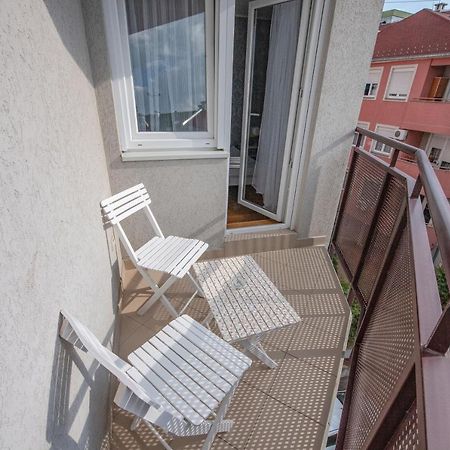 Stella Modern Apartment 2 Novi Sad Luaran gambar