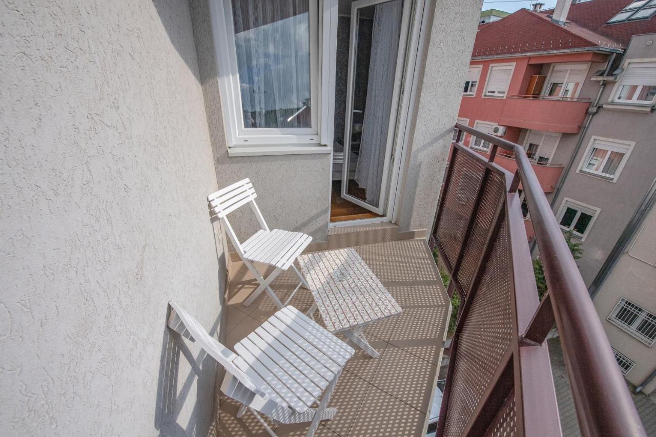 Stella Modern Apartment 2 Novi Sad Luaran gambar